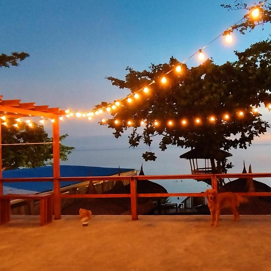 White Bada Guesthouse Siquijor Exterior foto